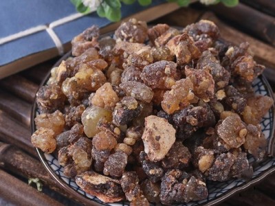 乳香   产地 云南省 精品好药尽在山东七彩百草图3